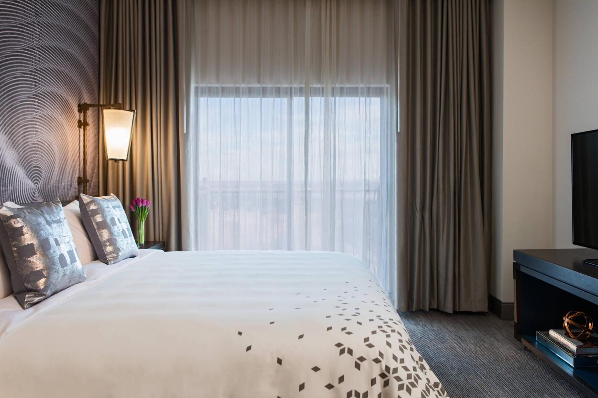 Renaissance Waterford Oklahoma City Hotel Экстерьер фото